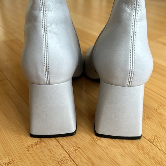 Jeffrey Campbell Jerema Ankle Boot in Grey - Picture 4 of 8